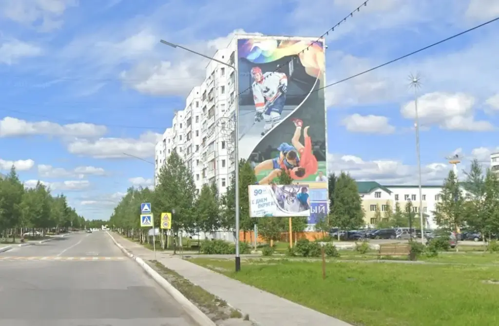 Брандмауэр в Радужном, 5 мкр., 29