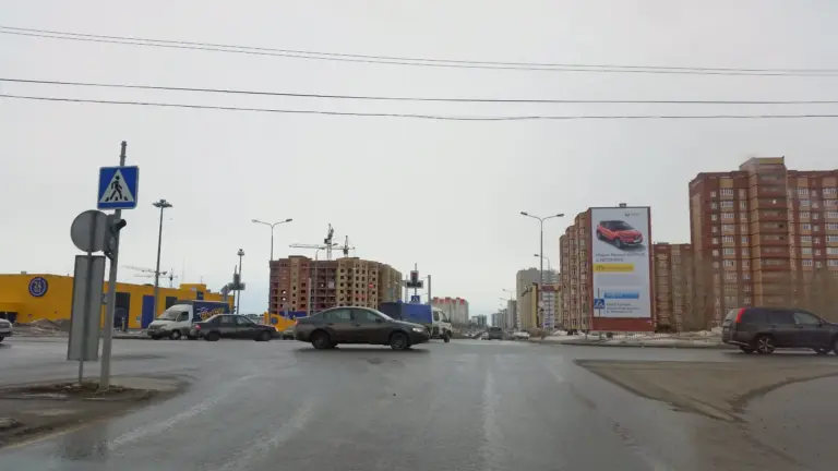 Брандмауэр в Сургуте, Ивана Захарова, 27