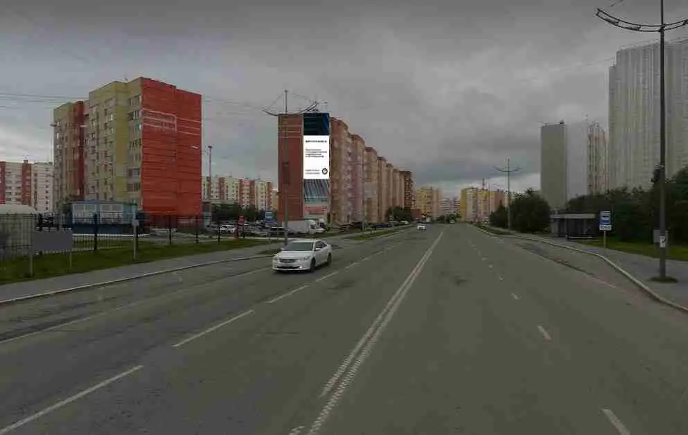 Брандмауэр в Новом Уренгое, мкр. Дружба 2/3 (сторона Б)