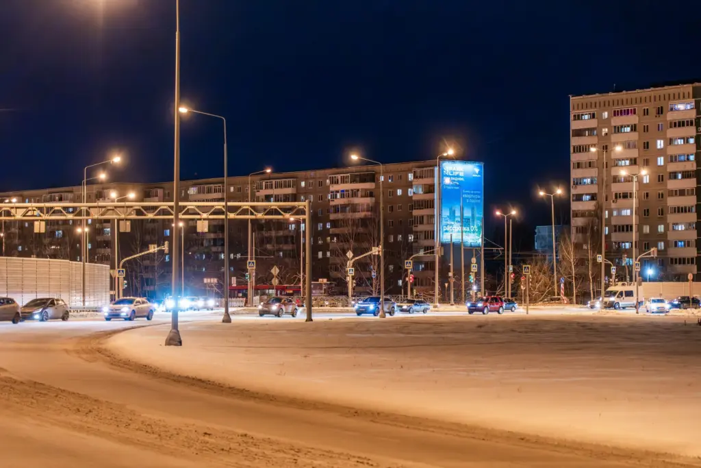 Брандмауэр в Екатеринбурге, Серафимы Дерябиной, 51