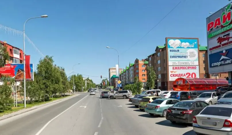 Брандмауэр в Ханты-Мансийске, Красноармейская/ Мира
