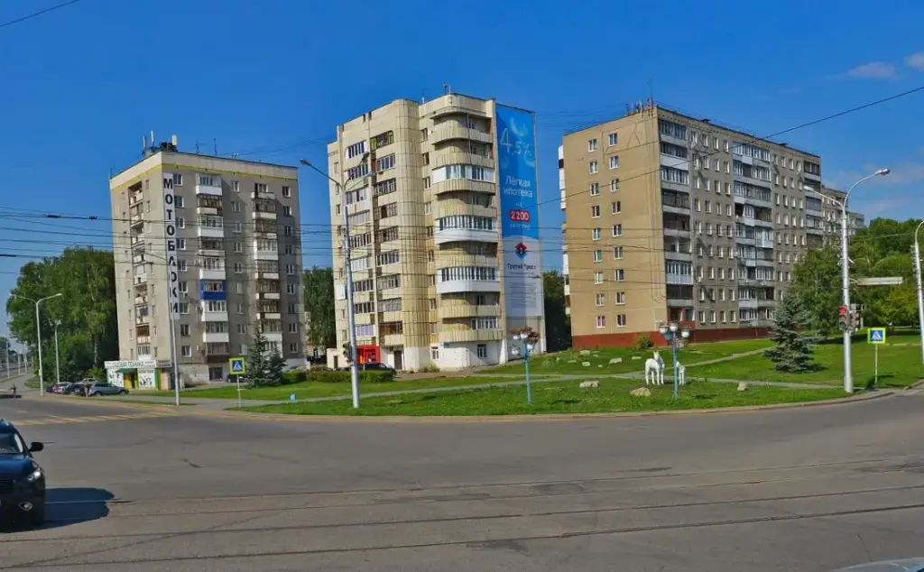 Брандмауэр в Уфе, Интернациональная, 191