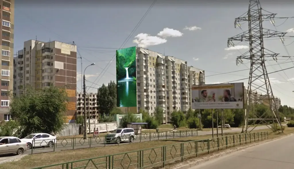 Брандмауэр в Самаре, Советской Армии, 121 (Сторона Б)