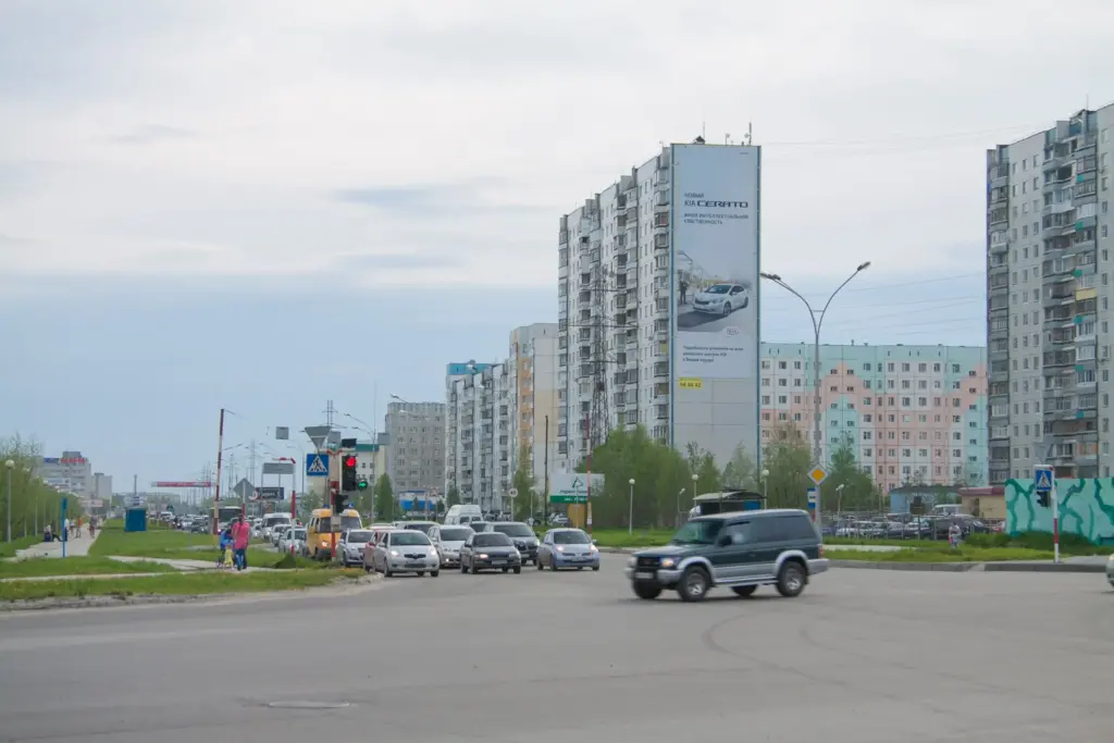 Брандмауэр в Нижневартовске, Северная, 9