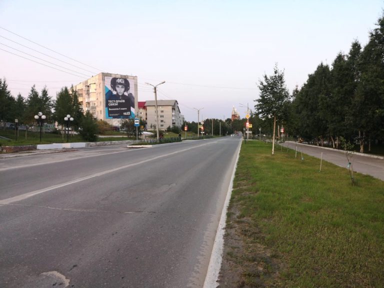Размещение наружной рекламы Tele2 в ХМАО и ЯНАО